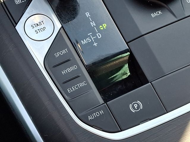 2022 BMW 3 Series 330e iPerformance