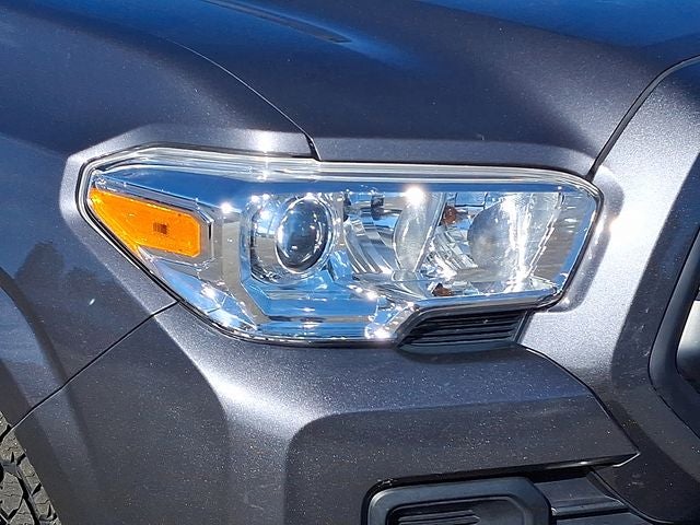 2022 Toyota Tacoma SR V6