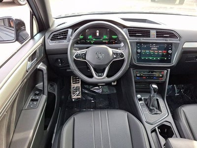 2024 Volkswagen Tiguan 2.0T SE R-Line Black