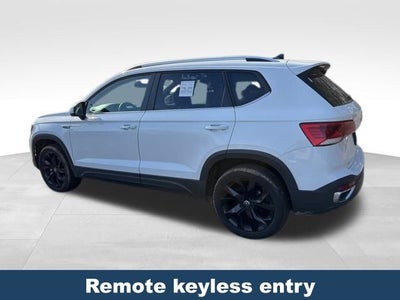 2024 Volkswagen Taos 1.5T SE