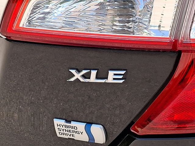 2012 Toyota Camry Hybrid XLE