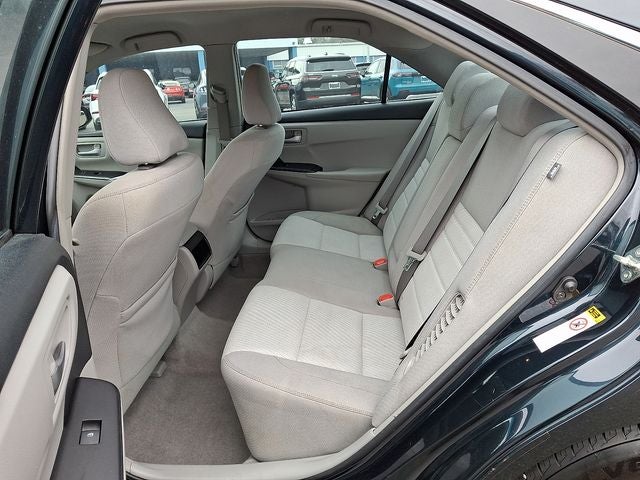 2017 Toyota Camry Hybrid LE