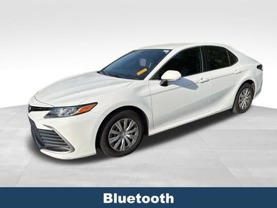 2022 Toyota Camry Hybrid LE