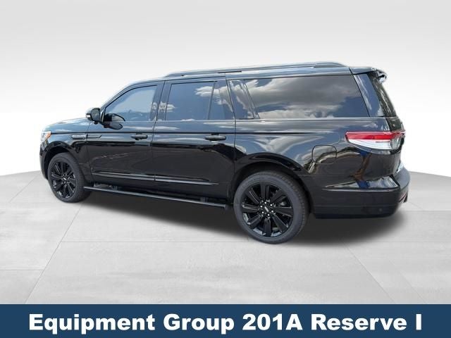2022 Lincoln Navigator L Reserve