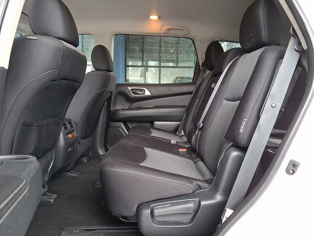 2019 Nissan Pathfinder SV