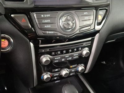 2019 Nissan Pathfinder SV