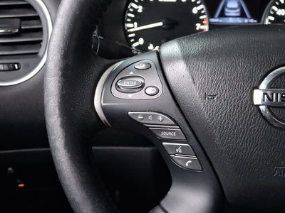 2019 Nissan Pathfinder SV