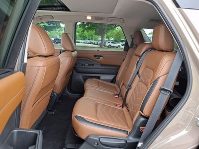 2024 Nissan Pathfinder Platinum