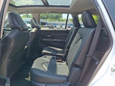 2024 Toyota Grand Highlander Platinum