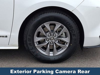 2021 Toyota Sienna LE 8 Passenger