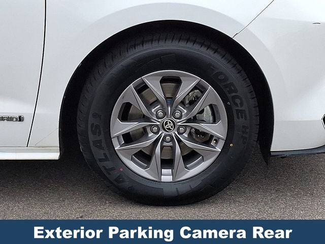 2021 Toyota Sienna LE 8 Passenger