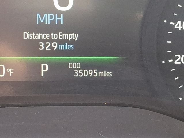 2025 Toyota Sienna LE 8 Passenger