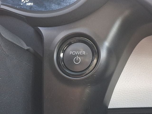 2025 Toyota Sienna LE 8 Passenger