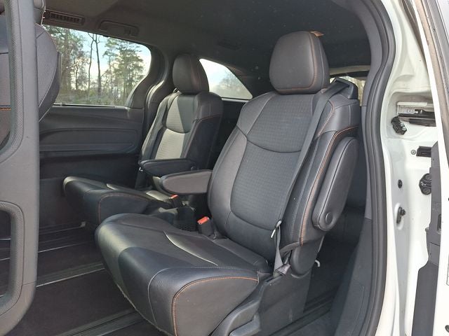 2023 Toyota Sienna XSE 7 Passenger