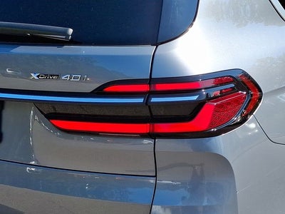 2024 BMW X7 xDrive40i