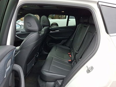 2025 BMW X4 xDrive30i