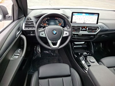 2025 BMW X4 xDrive30i