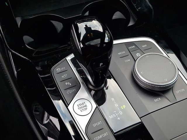 2025 BMW X4 xDrive30i