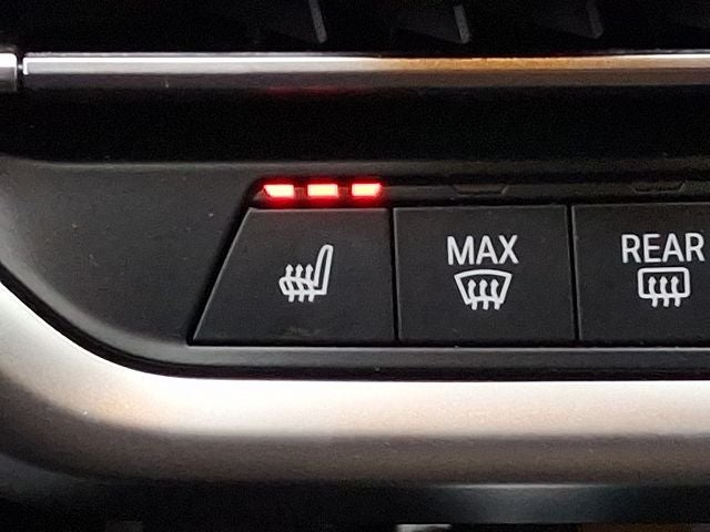 2025 BMW X4 xDrive30i