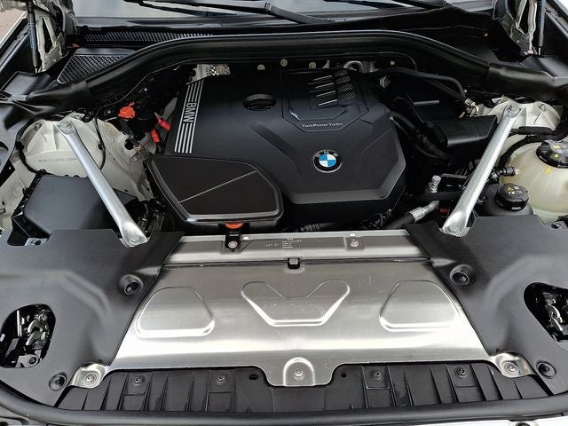 2025 BMW X4 xDrive30i