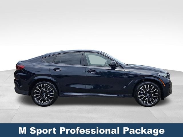 2024 BMW X6 M60i