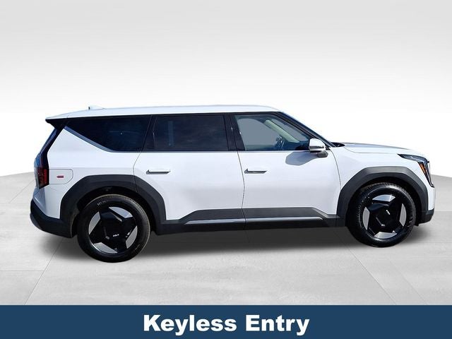2026 Kia EV9 Light