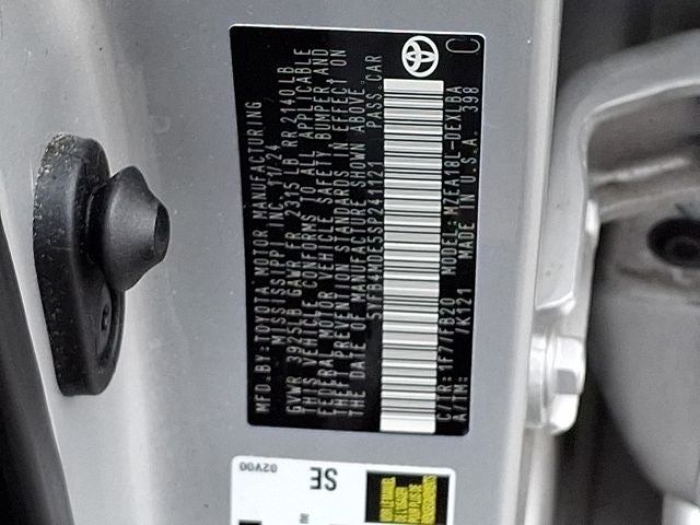 2025 Toyota Corolla LE