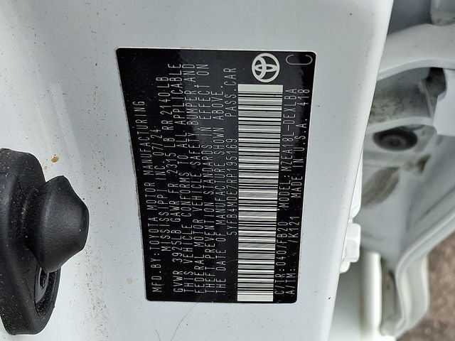 2024 Toyota Corolla LE