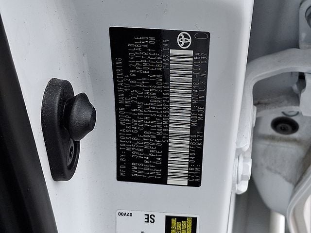 2025 Toyota Corolla LE