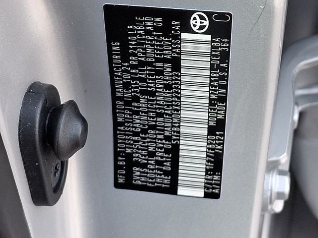 2025 Toyota Corolla LE