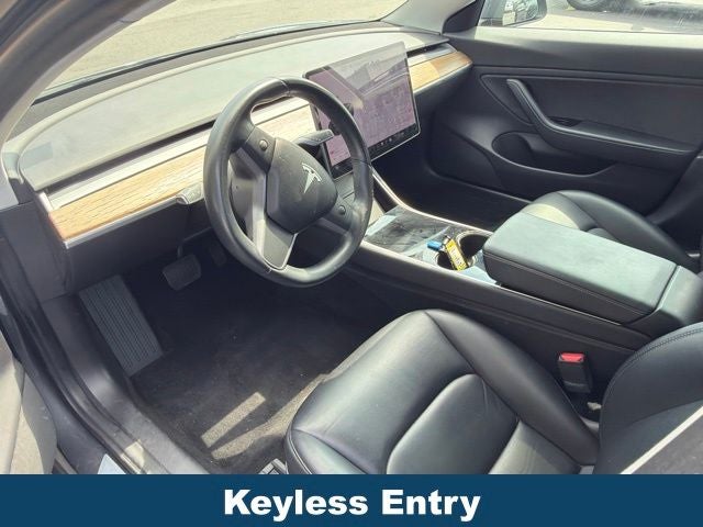 2019 Tesla Model 3 Standard Range Plus