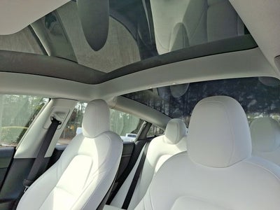 2023 Tesla Model 3 Performance