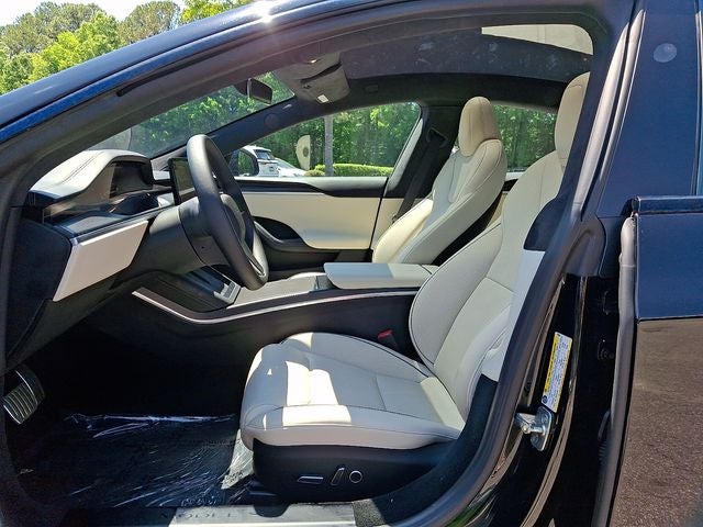 2023 Tesla Model S Plaid