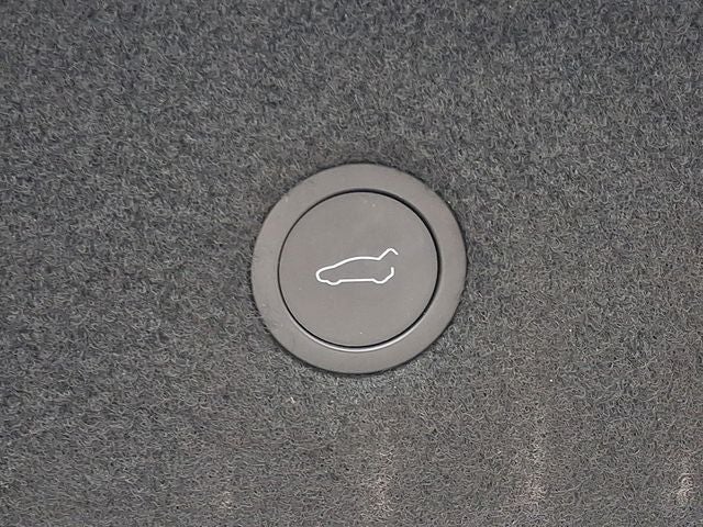 2022 Tesla Model S Plaid