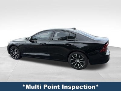 2023 Volvo S60 Recharge Plug-In Hybrid T8 Plus Dark Theme