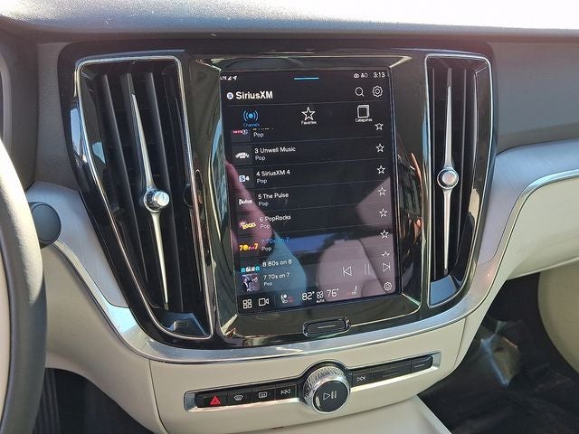 2024 Volvo S60 B5 Core Dark Theme