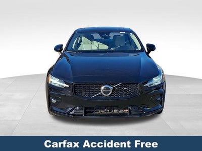 2024 Volvo S60 B5 Core Dark Theme