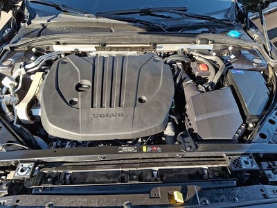 2024 Volvo S60 B5 Core Dark Theme