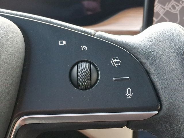 2023 Tesla Model X Standard Range