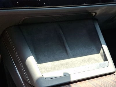 2023 Tesla Model X Base