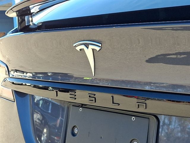 2023 Tesla Model X Standard Range