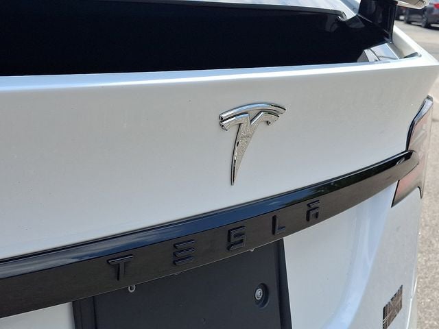 2022 Tesla Model X Plaid