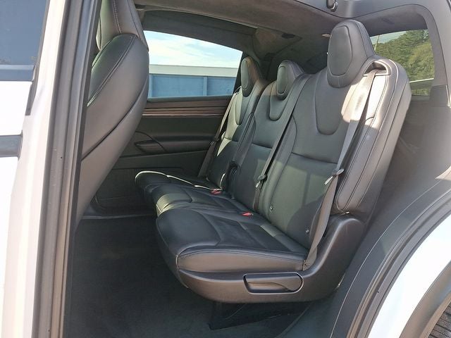 2022 Tesla Model X Base