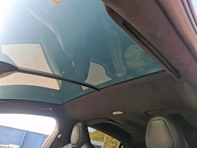 2022 Tesla Model X Base