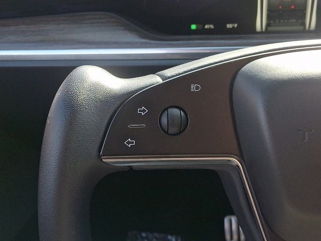 2022 Tesla Model X Base