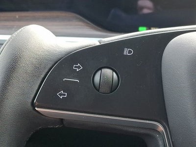 2022 Tesla Model X Base