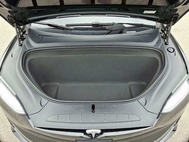 2023 Tesla Model X Base