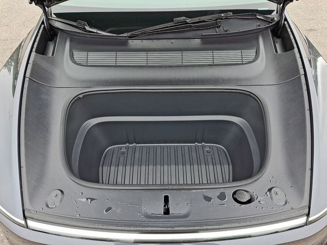 2026 Tesla Model Y Premium