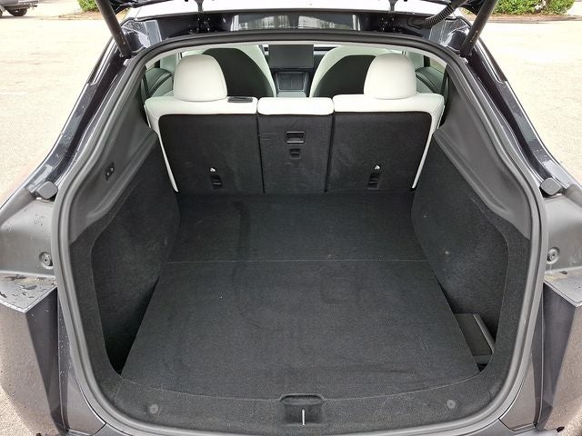 2026 Tesla Model Y Premium