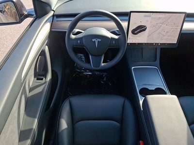 2025 Tesla Model Y Long Range